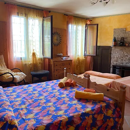 Villamarzia Βίλα Rialto