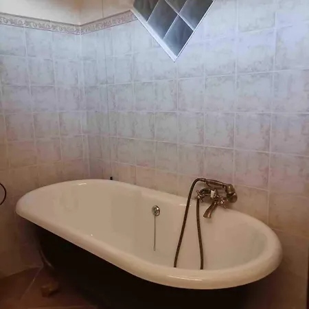 Villamarzia Βίλα