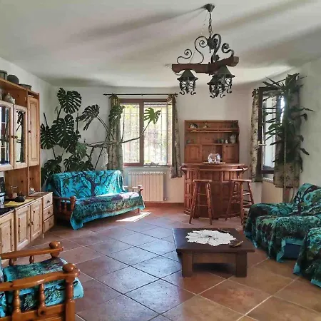 Βίλα Villamarzia *